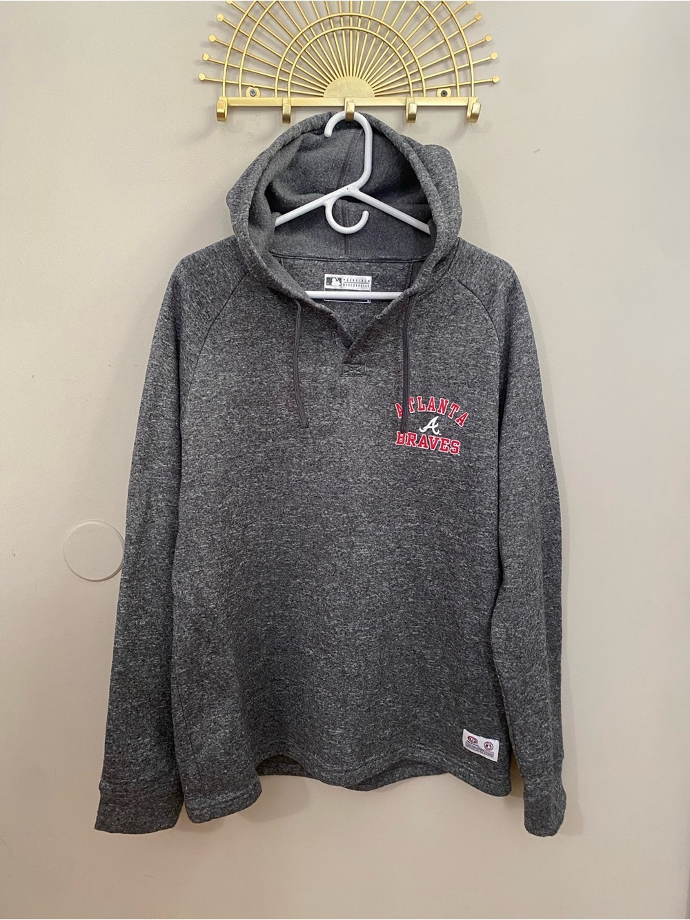 Genuine Merchandise Charcoal Gray Atlanta Braves Pullover Crewneck Hoodie